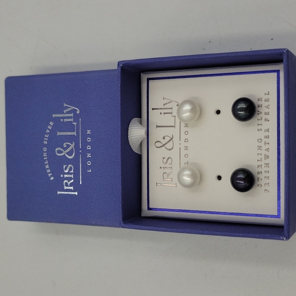 Iris & Lily Jewelry Iris Lily Freshwater Pearls Earrings Poshmark